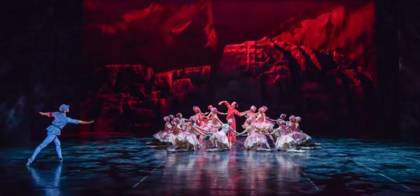 上海芭蕾舞团 原创芭蕾舞剧《闪闪的红星》