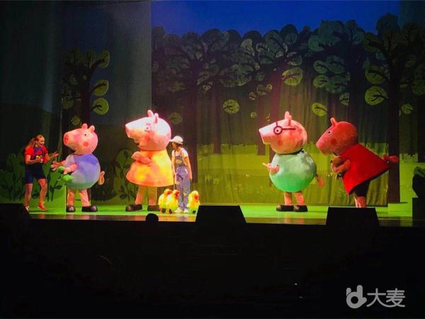 2018英国原版引进中文版小猪佩奇舞台剧《小猪佩奇的庆祝会》