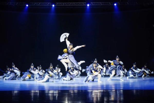 中华民族文化歌舞系列《宝贝爱中华——朝鲜族专场》