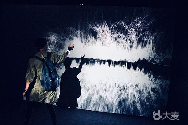 幻光触影 - 第七空间：沉浸式光感互动艺术体验展