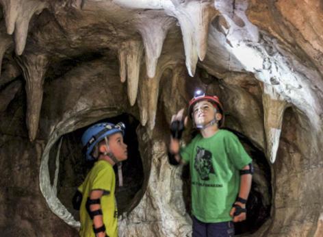 欧洲人工洞穴惊现798，大人孩子都爱玩儿！