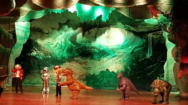 大型互动式儿童舞台剧《圆梦恐龙岛》马鞍山站