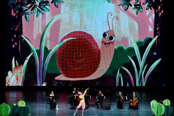 《听，小蜗牛艾玛--德国原版绘本多元艺术启蒙音乐会》