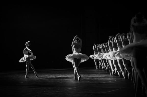 2019.12.31-1.1 【第二届西安国际舞蹈节】乌克兰基辅芭蕾舞团《天鹅湖》