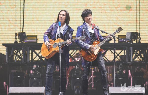 “跟动力合唱”动力火车20年巡回演唱会北京站
