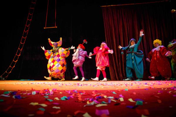 莫斯科儿童剧院互动亲子剧《动物马戏团》
